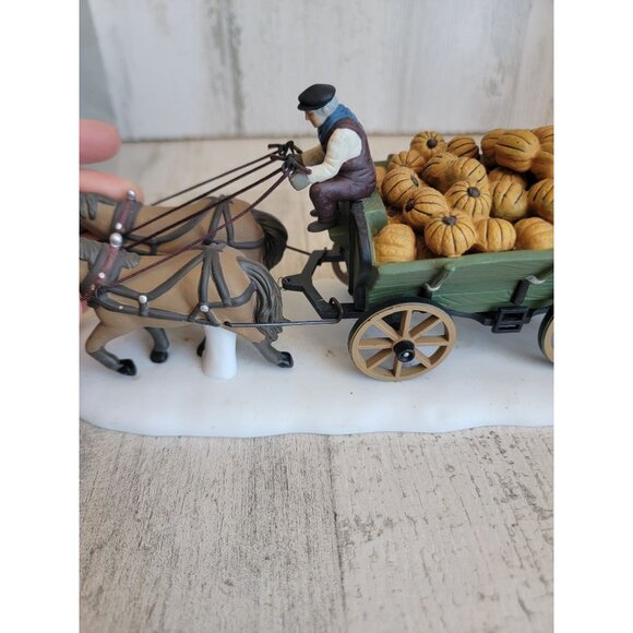 Dept 56 56591 Harvest Pumpkin Wagon Heritage village xmas accessory - Picture 4 of 10